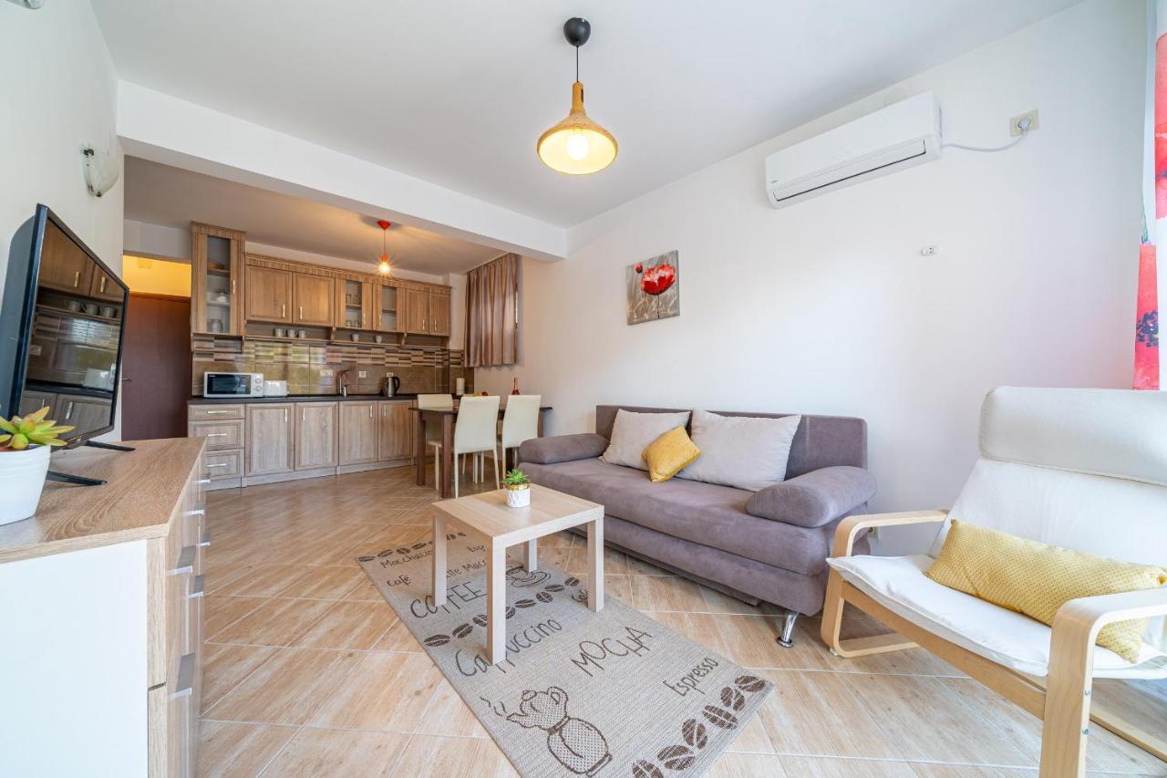 Apartments Svetlana 蒂瓦特 外观 照片