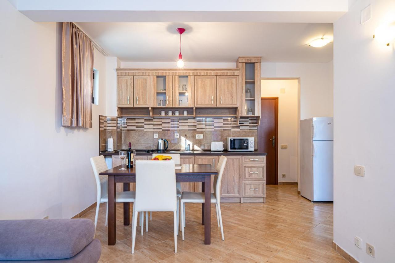 Apartments Svetlana 蒂瓦特 外观 照片