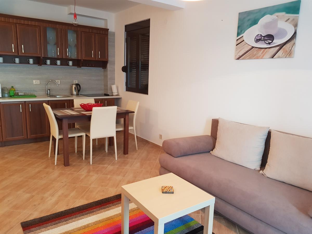 Apartments Svetlana 蒂瓦特 外观 照片